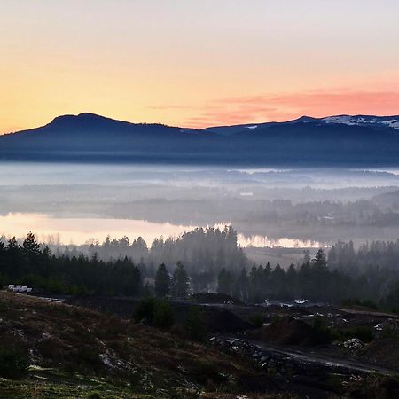 M&M'S Maple Bay Mountain Guesthouse - Licensed Duncan Buitenkant foto