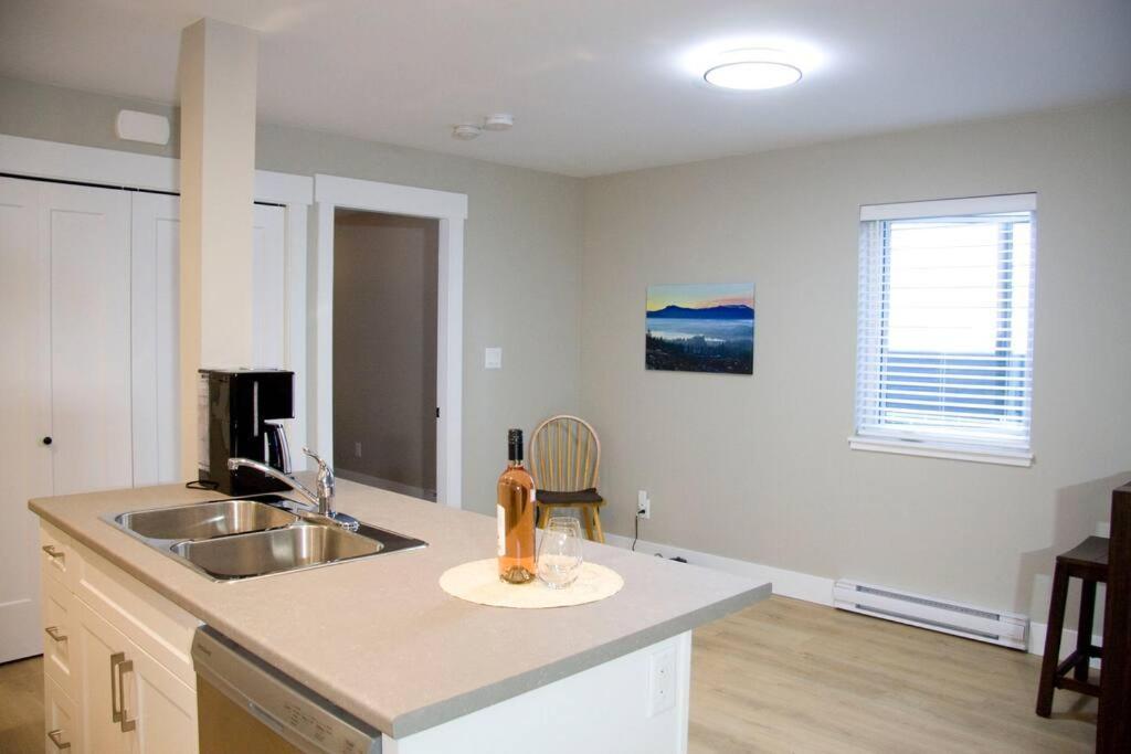 M&M'S Maple Bay Mountain Guesthouse - Licensed Duncan Buitenkant foto
