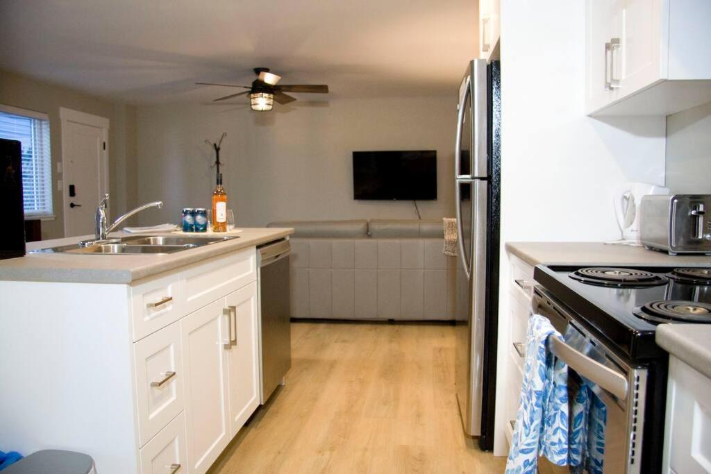 M&M'S Maple Bay Mountain Guesthouse - Licensed Duncan Buitenkant foto